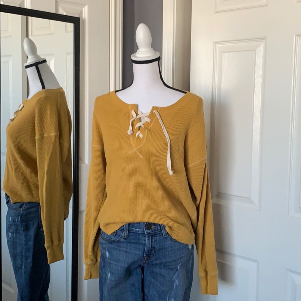 Abercrombie & Fitch thermal top